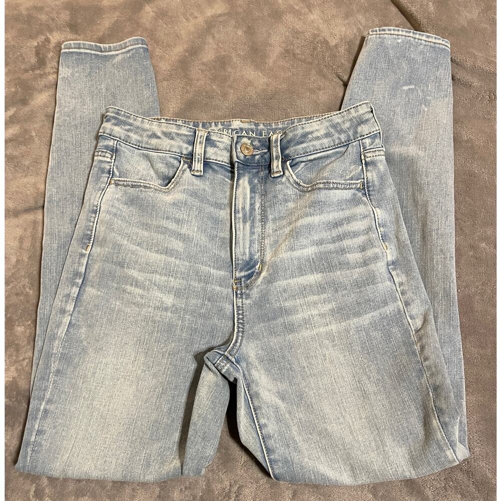 American Eagle SZ 6 Highest High Jegging Light Wash 360 Next Level Stretch - Picture 2 of 5